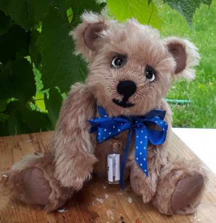 Niklas, adoptiert von Niklas (Wien)